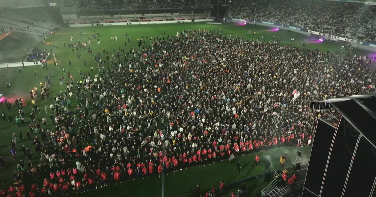 Photo of Watch the moment Aotearoa reclaimed the world haka record