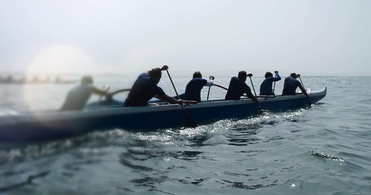 Photo of Manu kōrero, kapa haka, waka ama worlds: Elite Reti showing kids at home different paths to follow