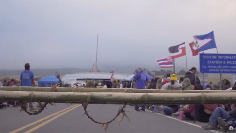 Kanaka Māori protest against telescope construction on Mauna Kea, 2019