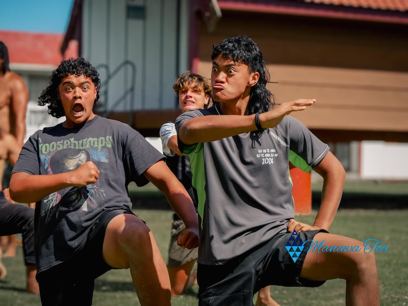 The Tira Hoe Waka arrived at Putiki Marae on Tuesday. Photographer: Steph Paranihi-Simon, Manawa Toa