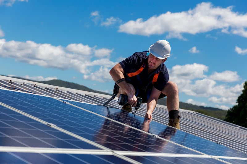 Households can expect a rebate of $2,000 upon installing solar panels, with an extra $2,000 provided for battery installations, if the Labour government is re-elected.