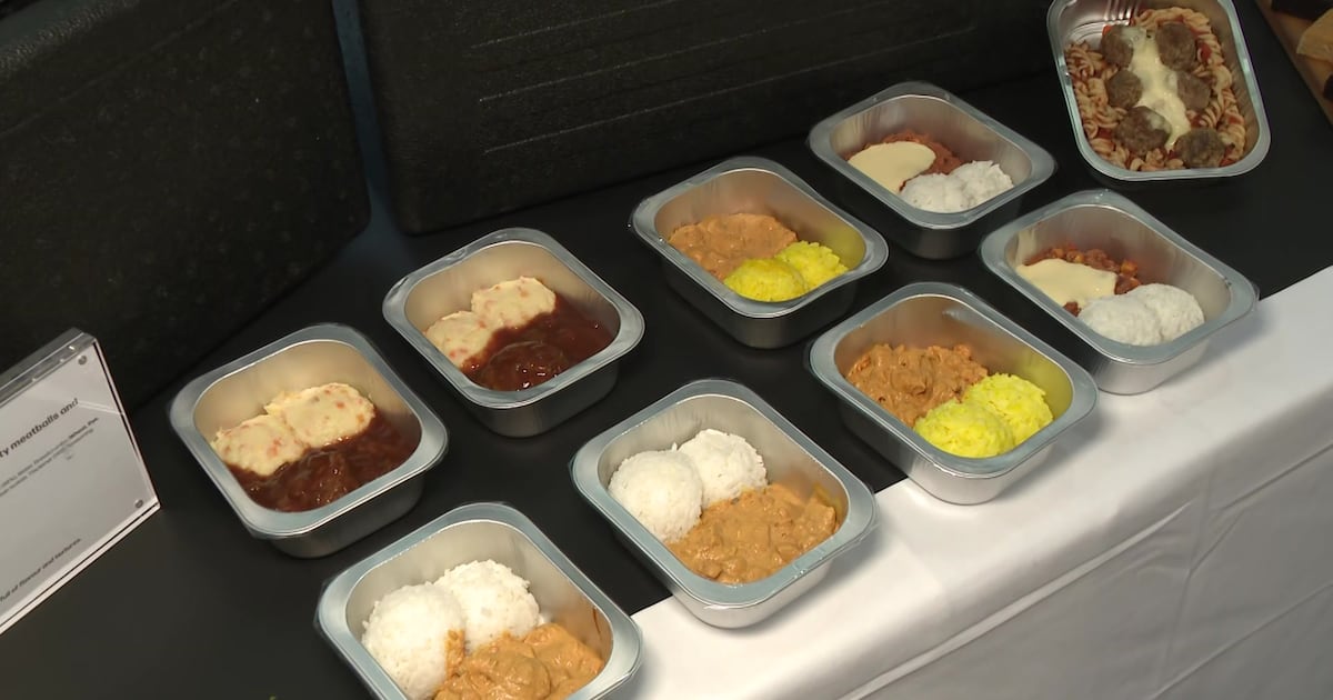 David Seymour unveils new cheaper school lunches - '$3 a meal' – Te Ao Māori News